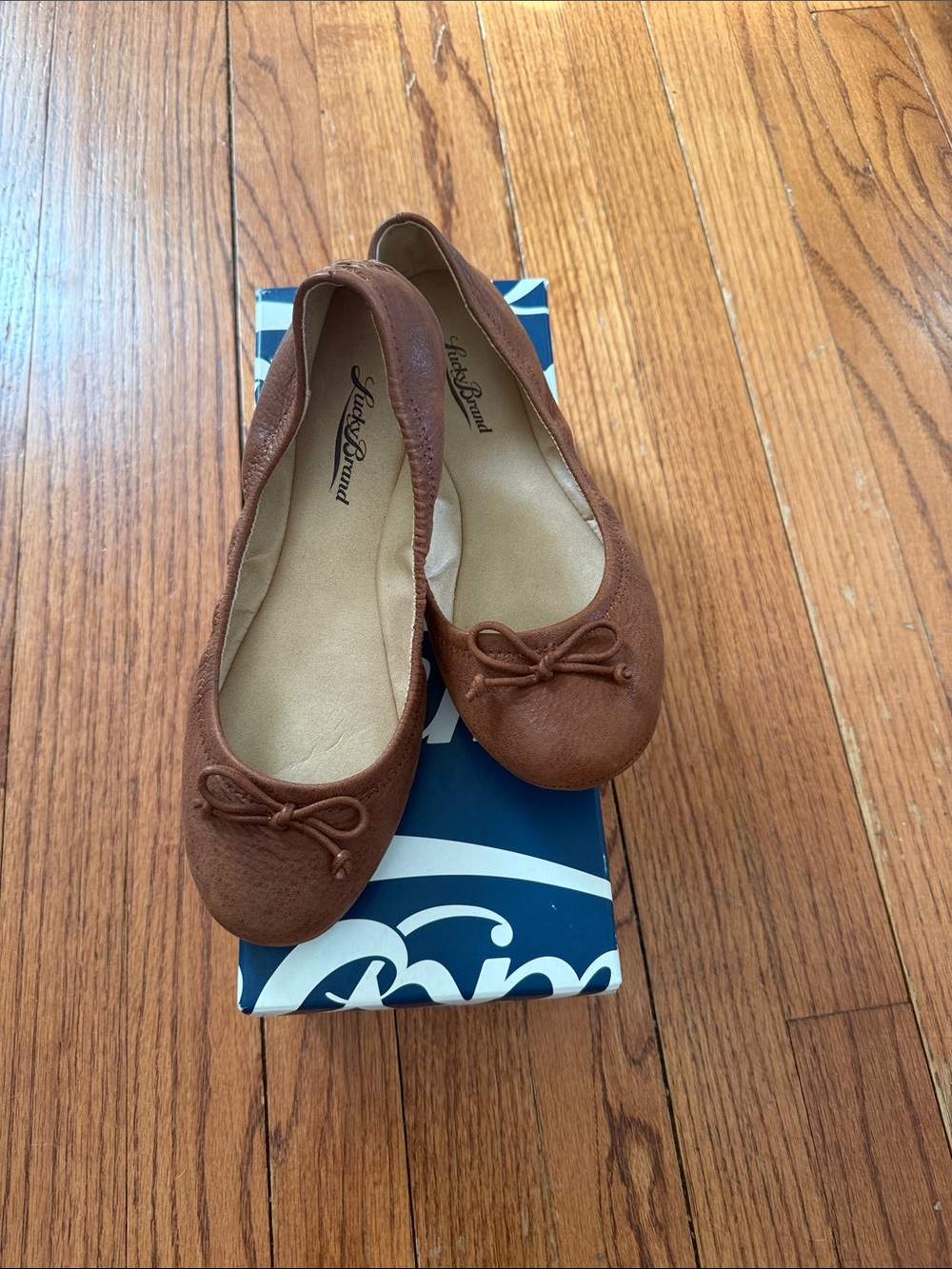 Lucky Brand , 6 Ballet Flats